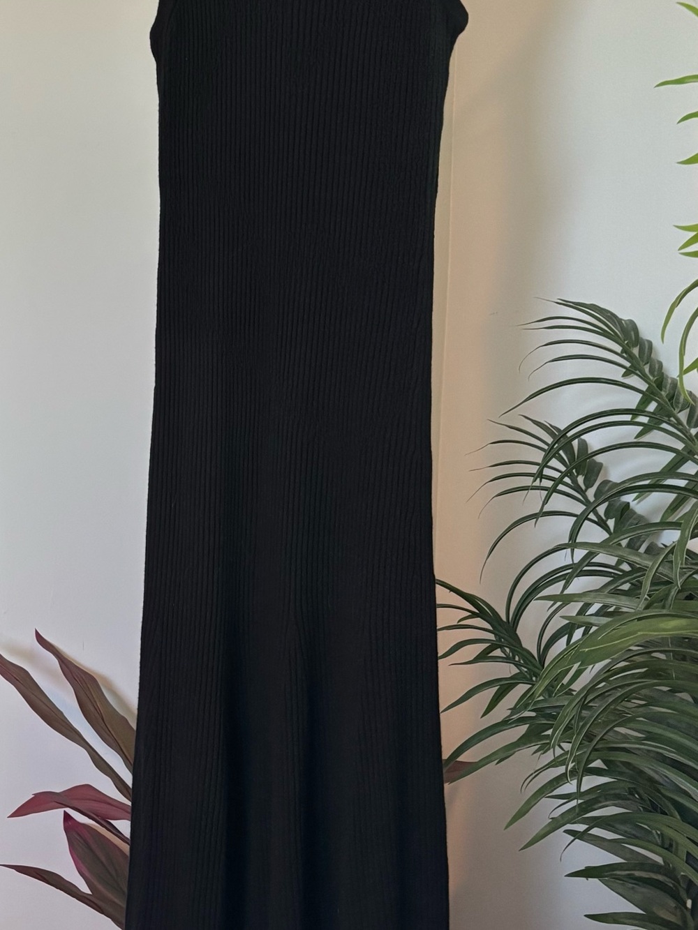 GAP Black Sleeveless Ribbed Maxi Dress - Picture 6 of 13